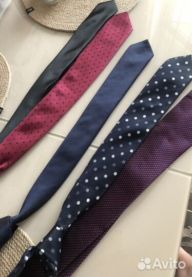 Галстуки мужские в ассортименте