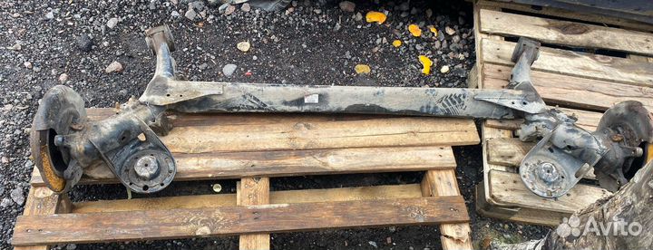 Задняя балка на hyundai solaris 1 и kia rio 3