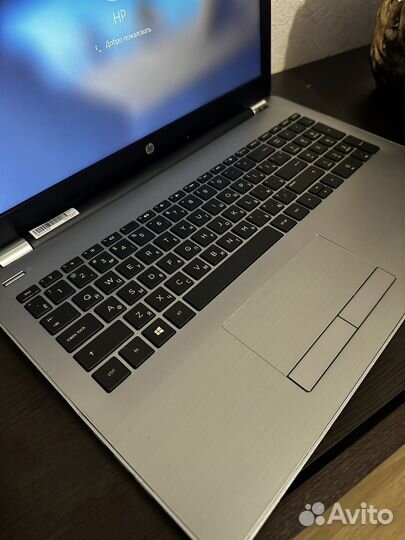 HP на i3 6006U/16Gb озу/Full HD/SSD256Gb