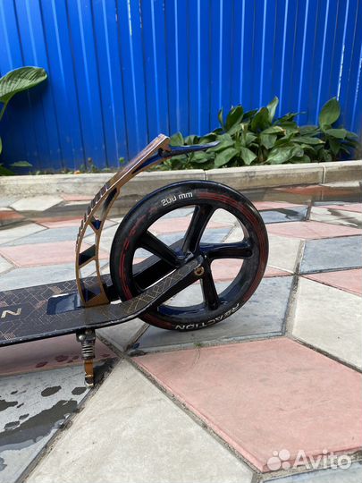 Самокат Reaction