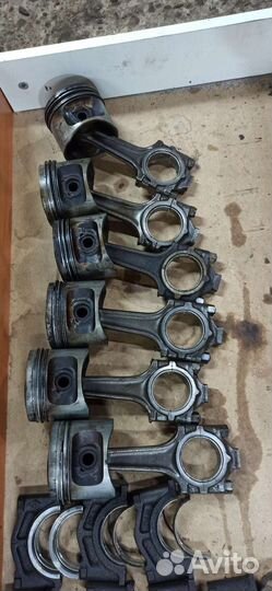 Поршни с шатунами bmw e32 e34 m30 b30