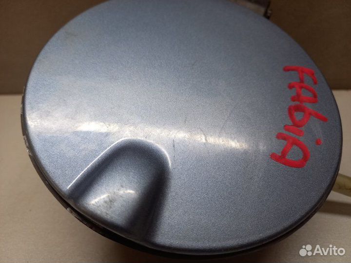 Лючок бензобака Skoda Fabia