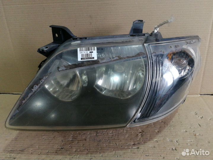 Фара mazda mpv xenon 2003 год