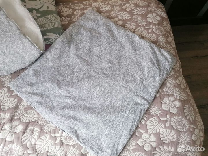 Продам конверт на выписку Зимний