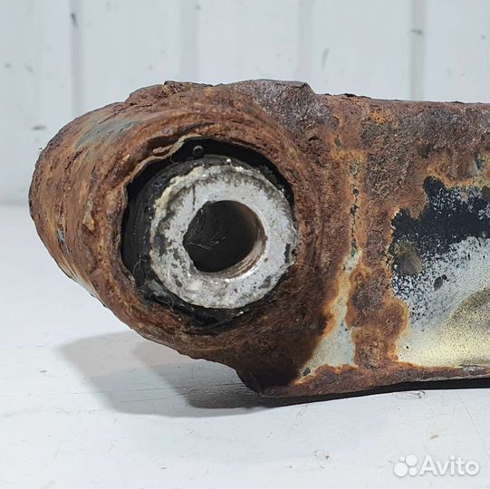 Рычаг задний нижний Mercedes Benz W202, W210 W124