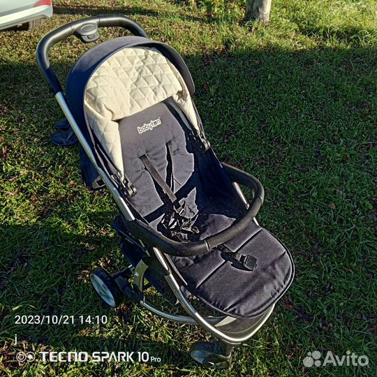 Прогулочная коляска BabyTon