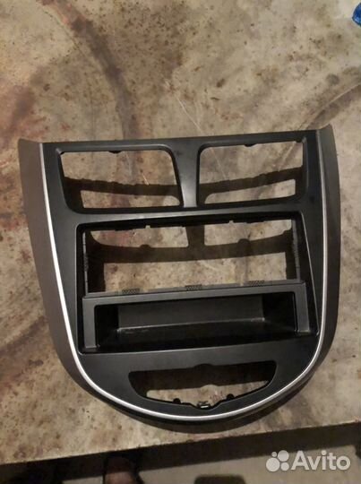 Рамка под магнитолу Hyundai Solaris