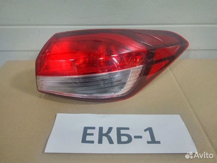 Фонарь правый внешний Kia Cerato 3 2013