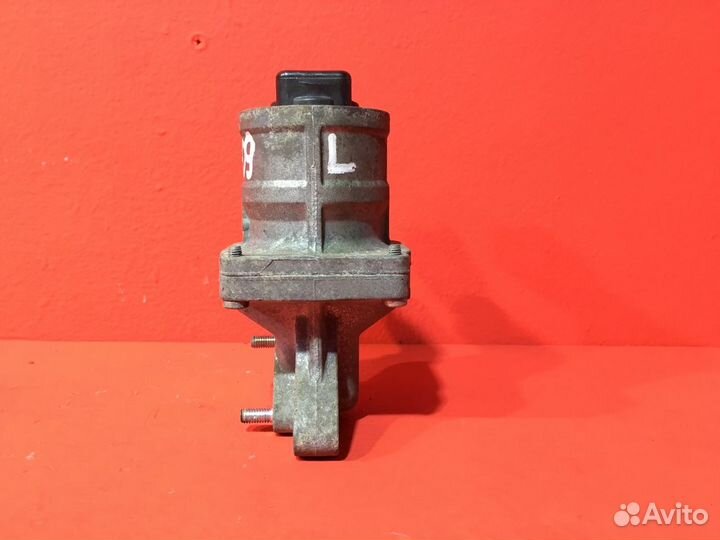 Клапан воздушный левый Subaru Forester SUV EJ204