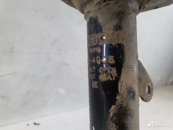 Амортизатор задний левый Hyundai Elantra седан