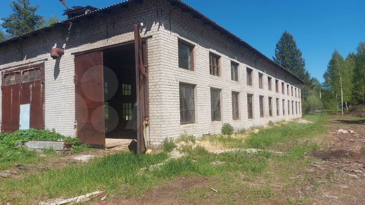 Здание, 495 м²