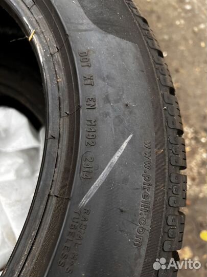 Pirelli Winter Sottozero 225/55 R17