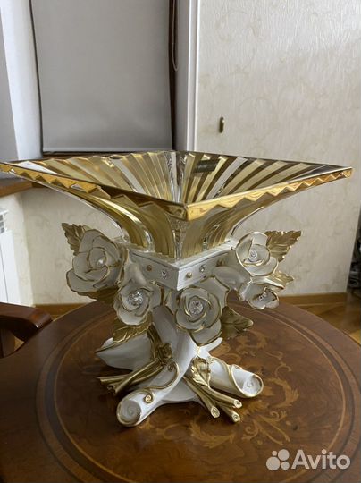 Ваза декоративная