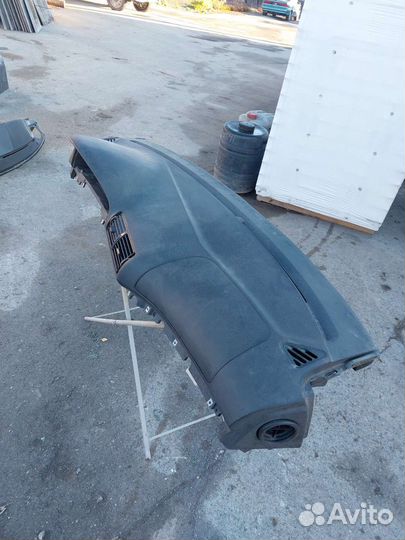 Панель приборов торпедо BMW E39