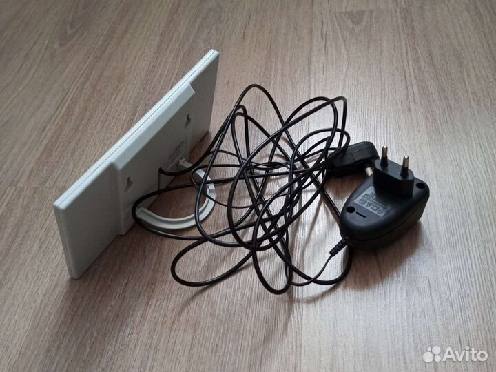 Комнатная DVB-T2 антенна Дельта Цифра.12V