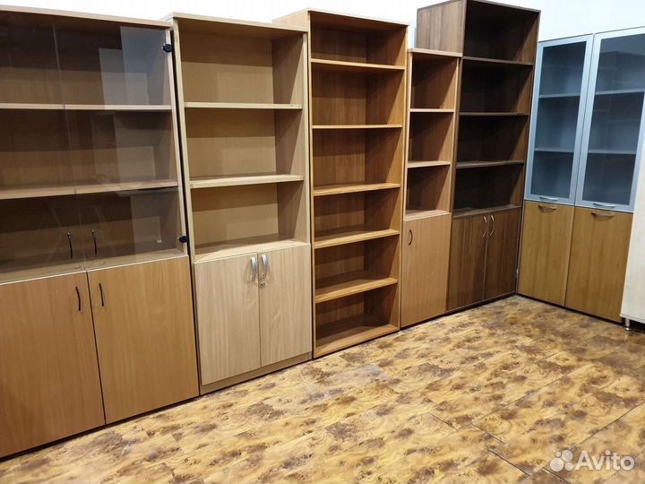 Шкаф офисный