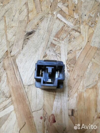 Реле Toyota Corolla (91-02 года) AE100, AE101, AE104, EE101, CE100, CE104, EE108, CE108, AE109, CE10