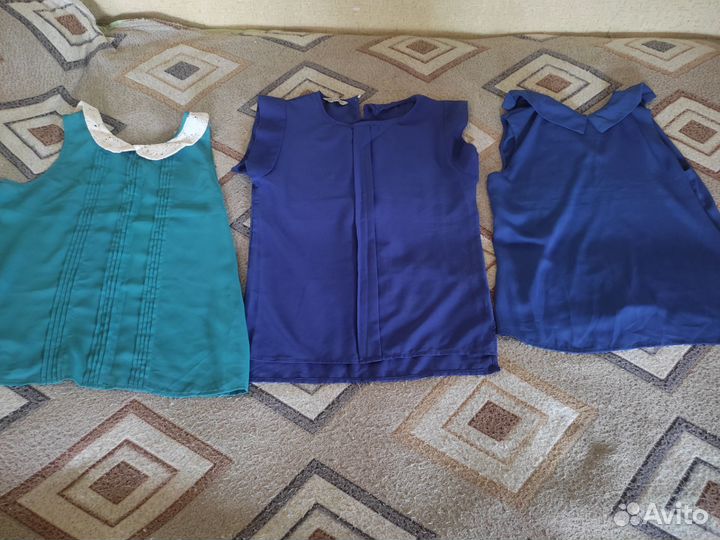 Отдам пакет женских вещей 42-44