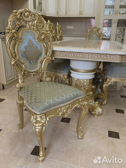 Стол обеденный со стульями