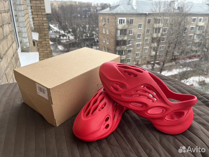 Adidas Yeezy Foam Runner “Vermillion”