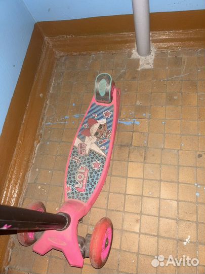 Самокат детский трехколесный