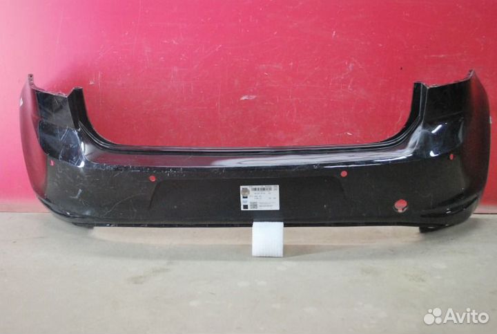 Бампер задний Volkswagen Golf