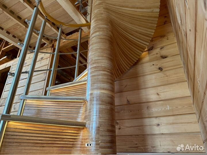 Лестница угловая, под ключ