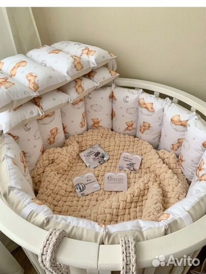 Бортики в кроватку новые