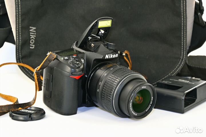 Nikon D7000 16.2MP цифрозеркалка Kit AF-S VR 18-55