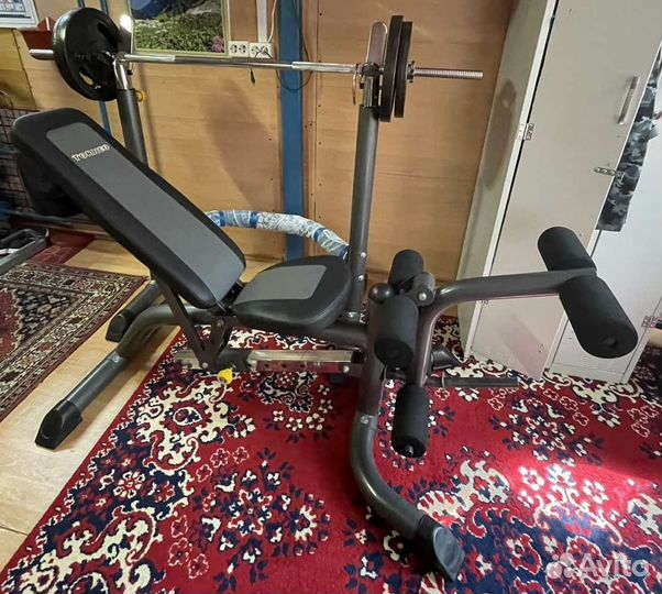 Скамья для жима со стойками и штангой