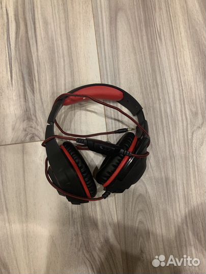 Наушники с микрофоном