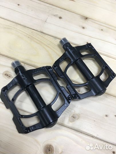 Педали платформенные 9/16