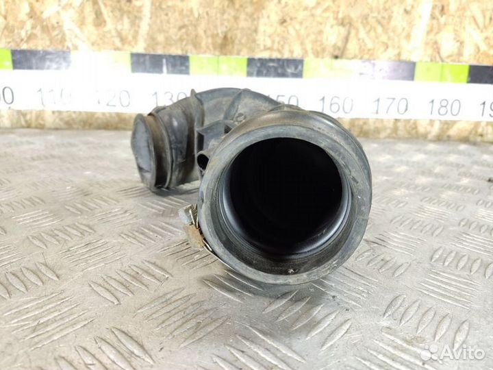 Патрубок воздушного фильтра Vaz 2114