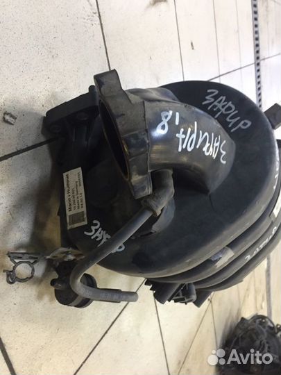 Коллектор впускной Opel Zafira B Z18XER