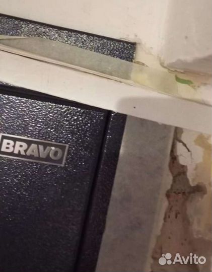 Дверь входная металлическая