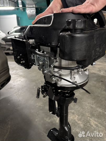 Лодочный мотор 4х тактный