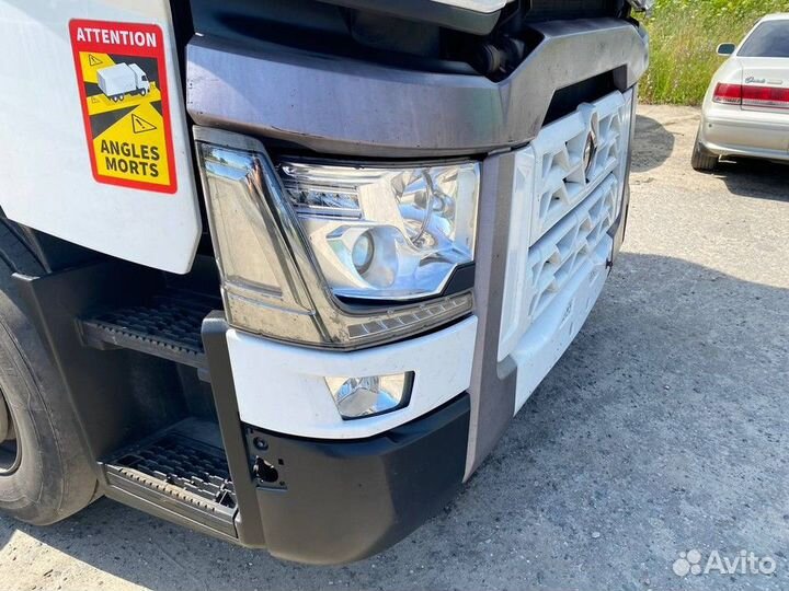 Ноускат с технологией умных фар Renault T