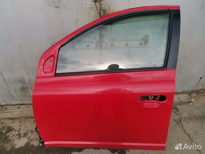 Дверь боковая на Тойота Платц