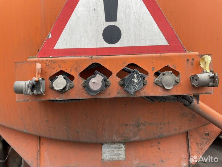 Полуприцеп бензовоз Сеспель 964846, 2014