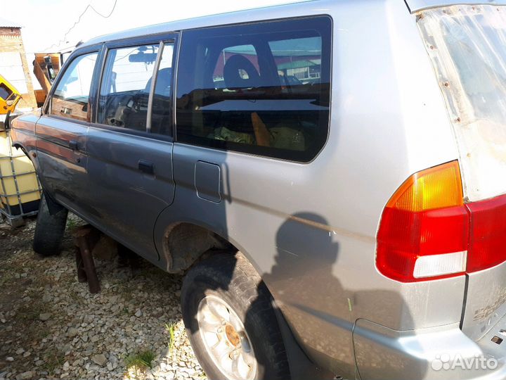 Митсубиси Паджеро спорт