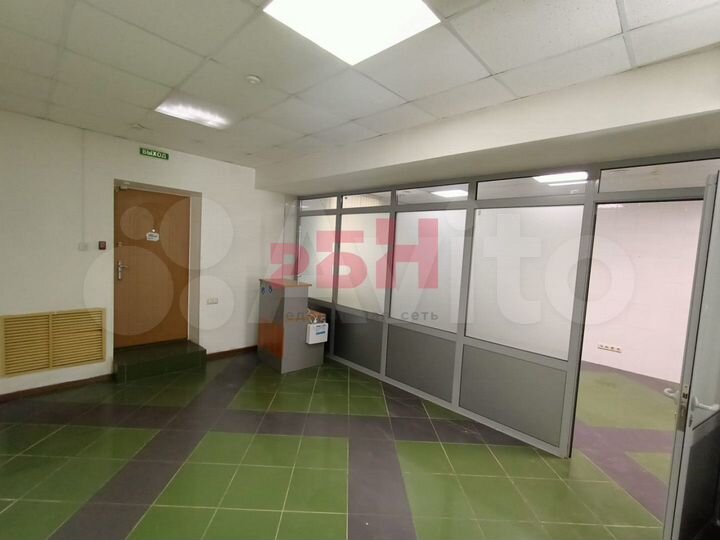 Помещение 79 м2 на первой линии