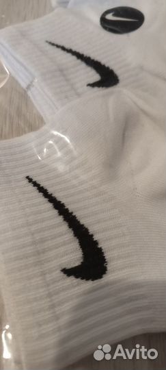 Носки Nike средние белые