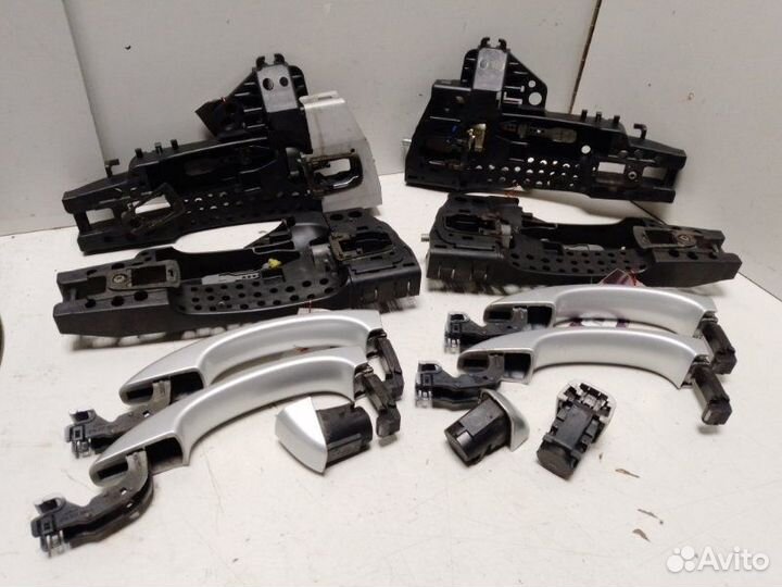 Кронштейн ручки Audi A4 B8 2007-2015