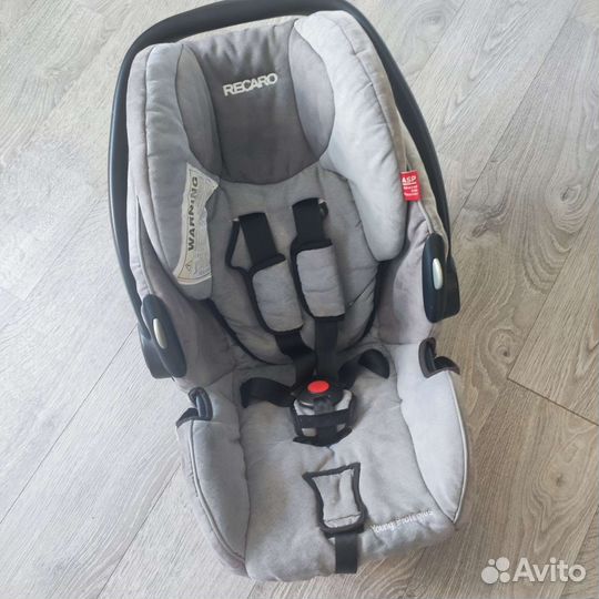 Автокресло recaro