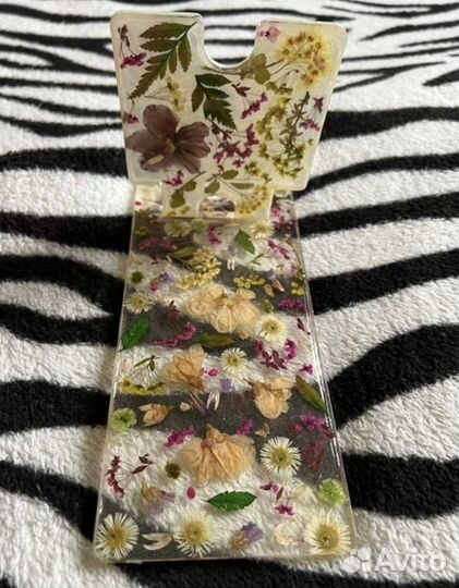 Подставка для телефона из эпоксидной смолы