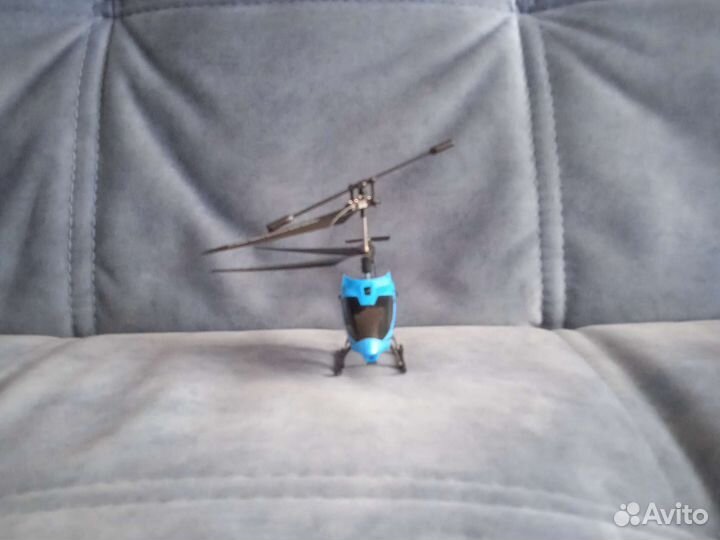 Радиоуправляемый вертолет