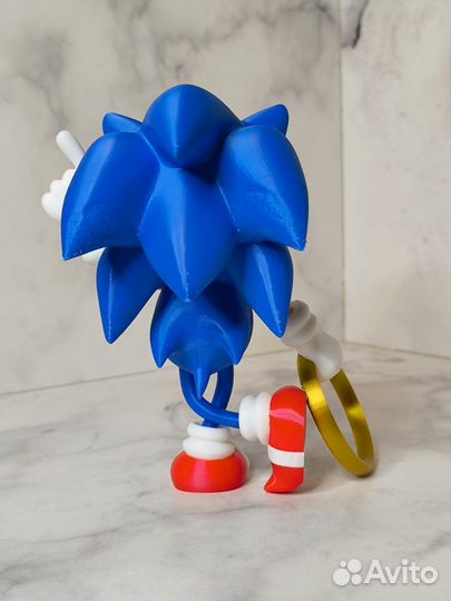Соник фигурка