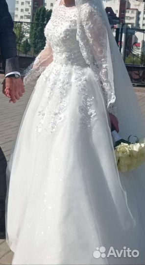 Свадебное платье