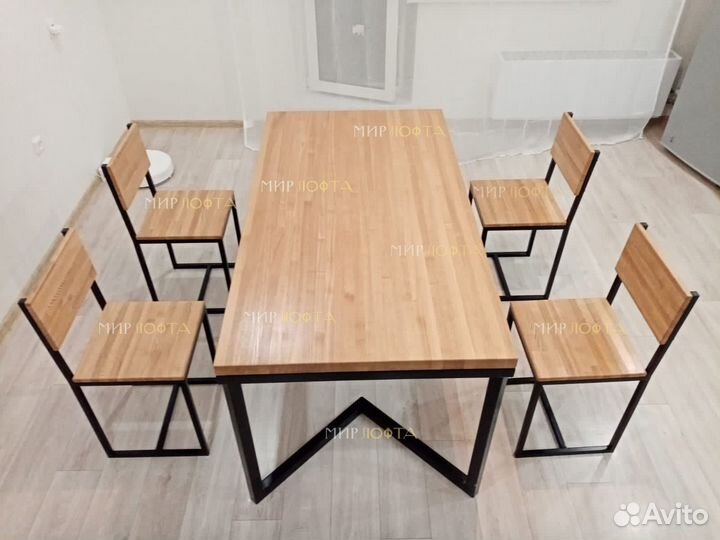 Стол в стиле Лофт