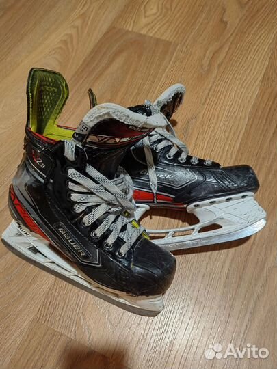 Хоккейные коньки bauer